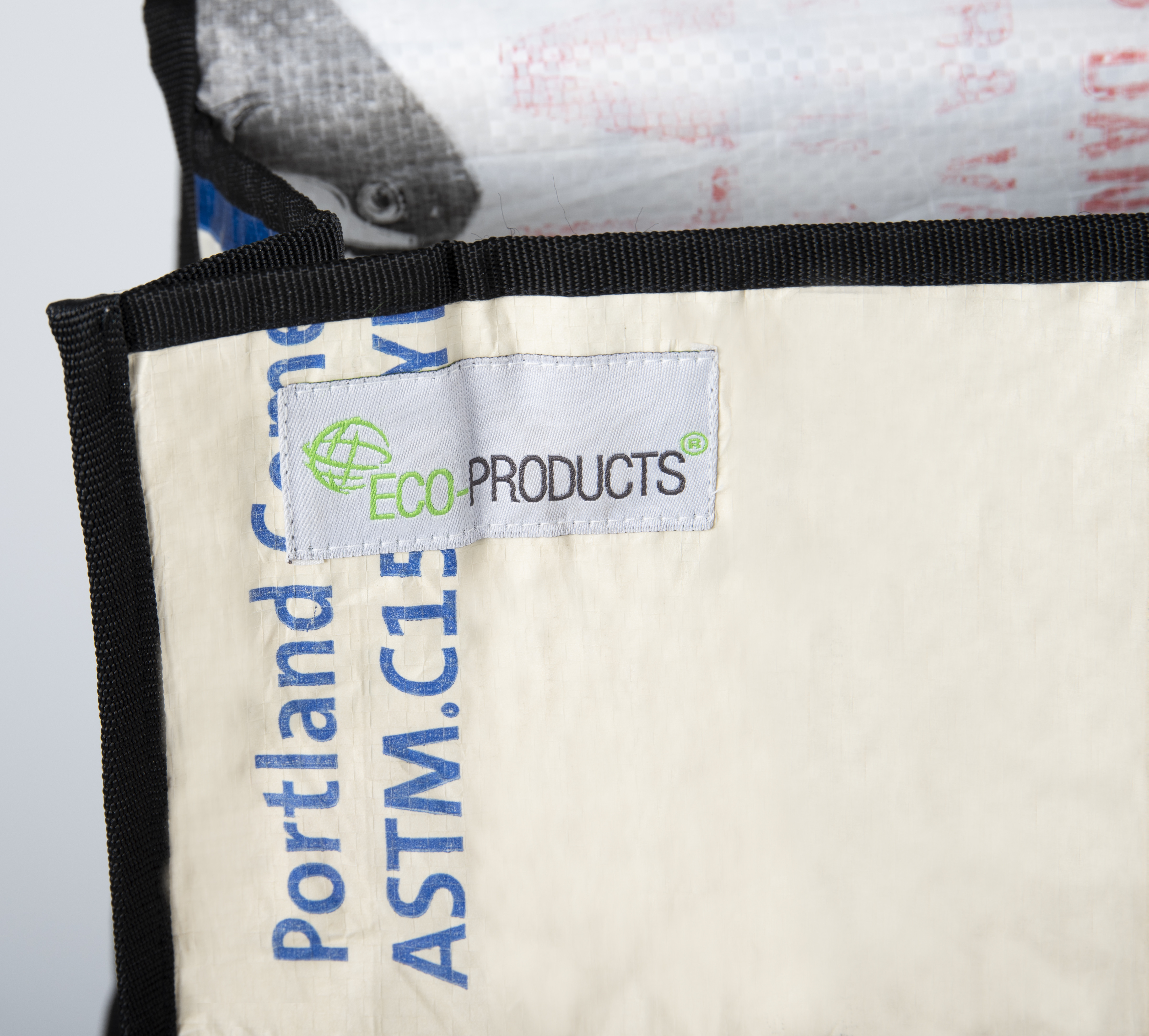 particolare_etichetta_BLU